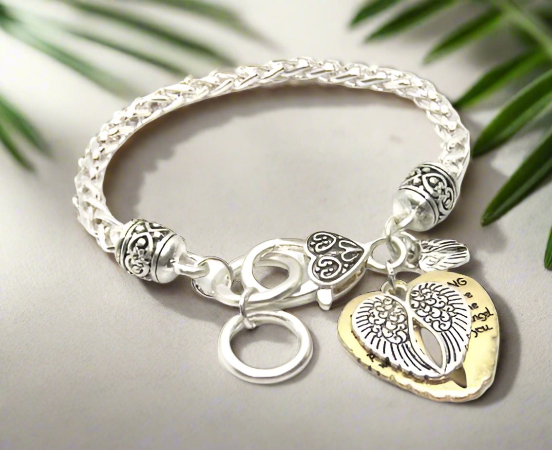 https://www.artistryjewelry.net/products/lovely-angel-blessing-bracelet