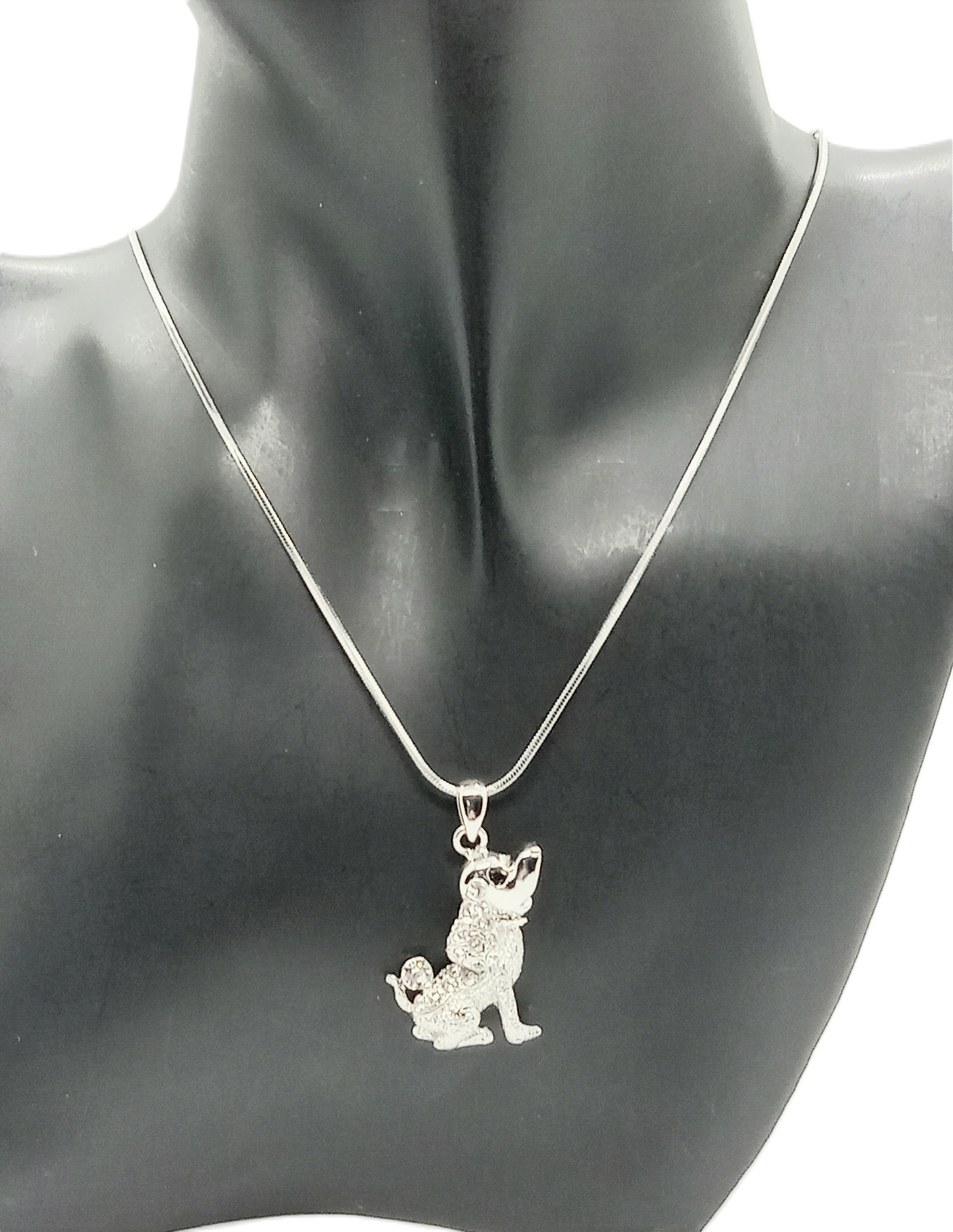 https://www.artistryjewelry.net/products/puppy-love-necklace