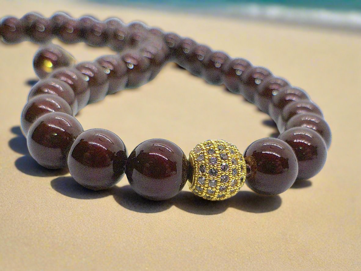 https://www.artistryjewelry.net/products/beautiful-brown-pearls-necklace-set
