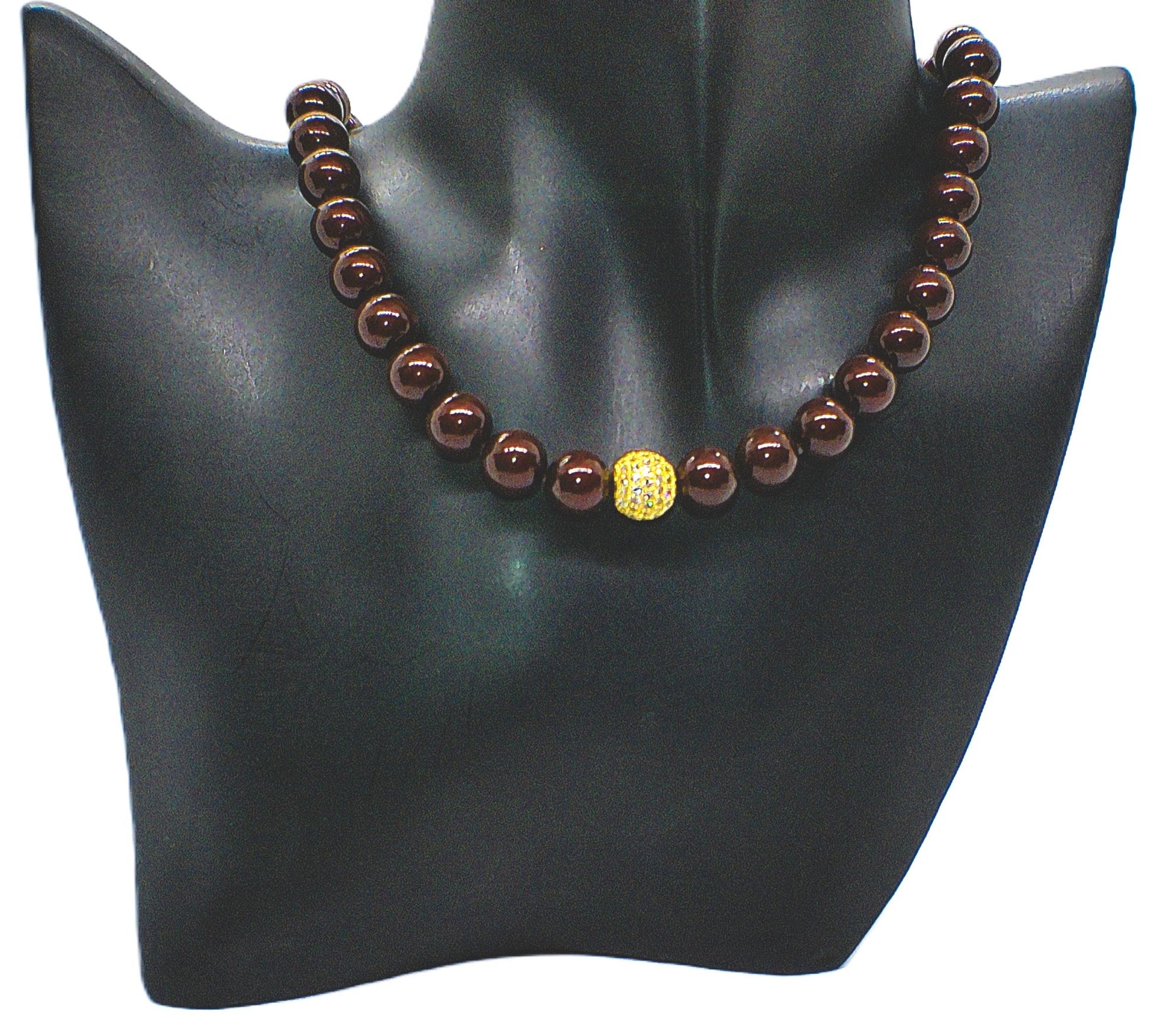 https://www.artistryjewelry.net/products/beautiful-brown-pearls-necklace-set