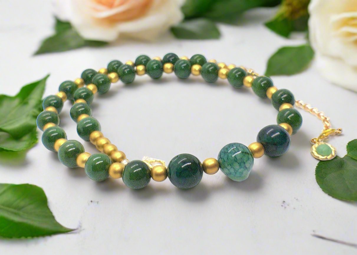 https://www.artistryjewelry.net/products/beautiful-evergreen-delight-necklace
