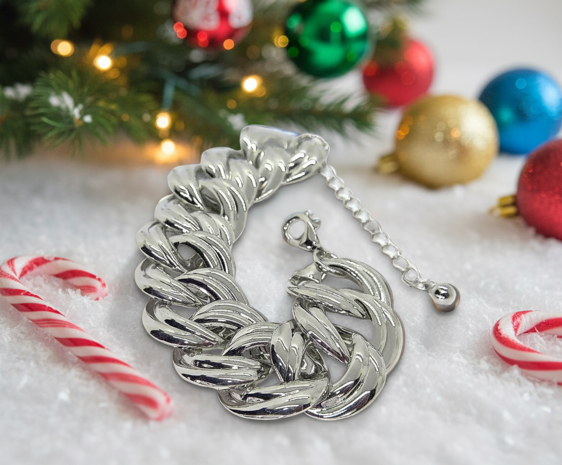 Exciting Chunky Silver Chain Bracelet
