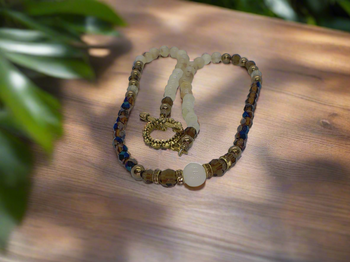 https://www.artistryjewelry.net/products/copy-of-beautiuful-italian-queen-2-a-necklace