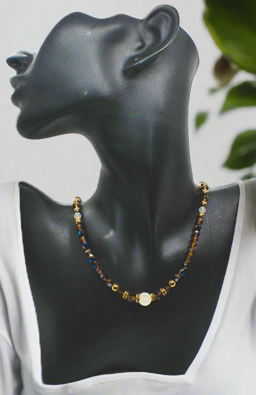 https://www.artistryjewelry.net/products/copy-of-beautiuful-italian-queen-2-a-necklace