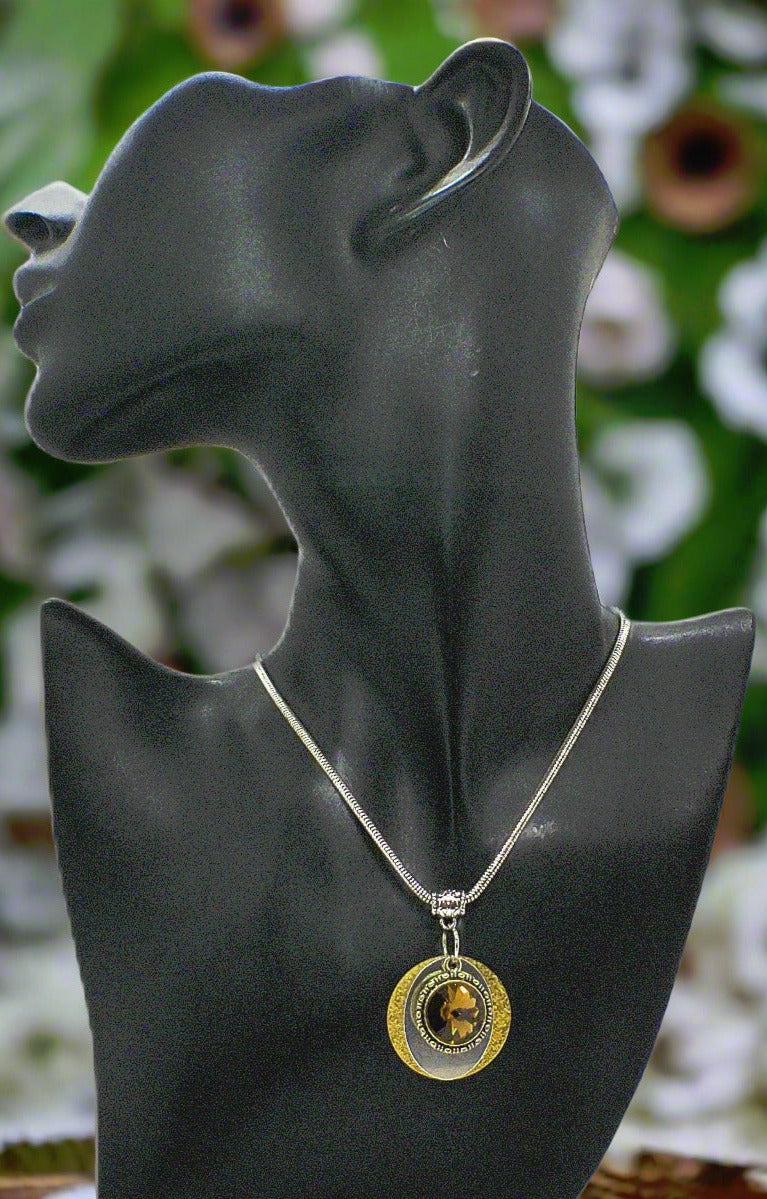 https://www.artistryjewelry.net/products/never-give-up-necklace