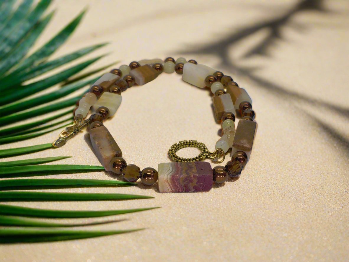 https://www.artistryjewelry.net/products/italian-queen-2-necklace
