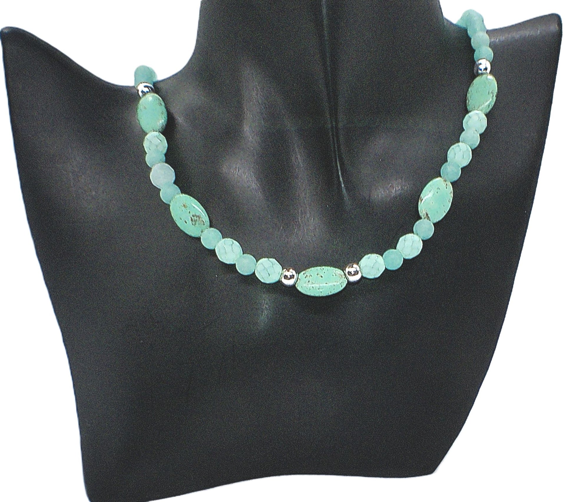 https://www.artistryjewelry.net/products/beautiful-green-goddess-a-matinee-necklace