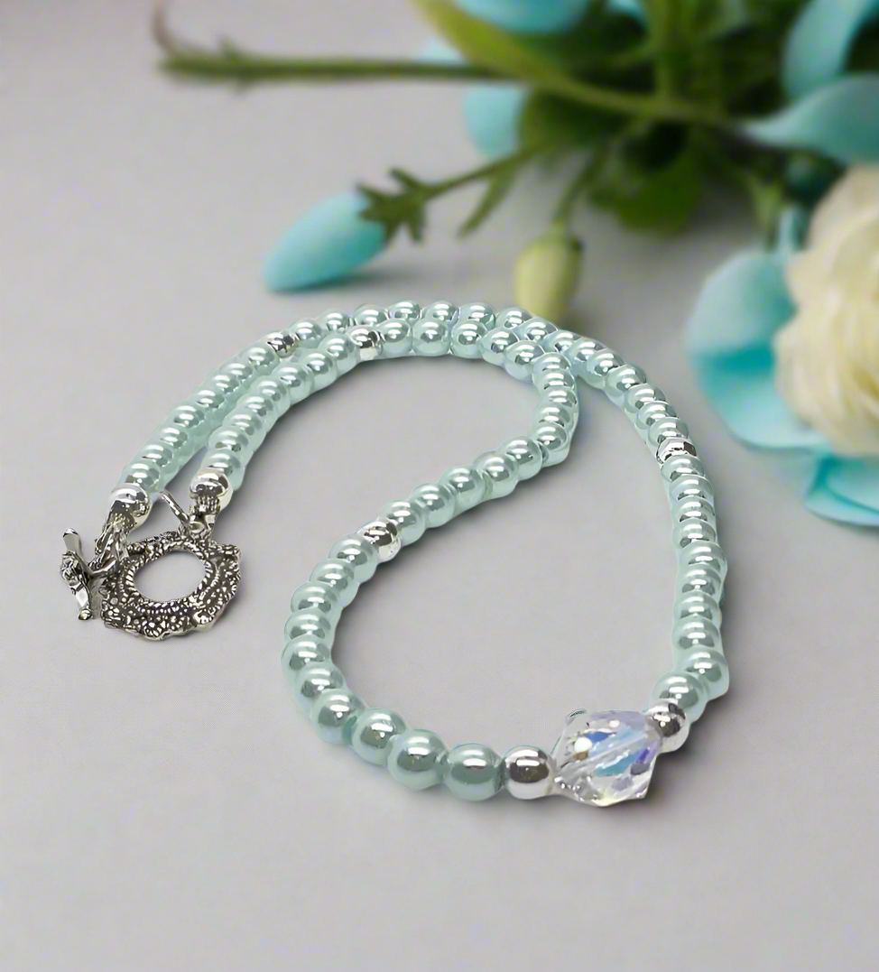 Go To: https://www.artistryjewelry.net/products/copy-of-beautiful-green-goddess-a-princess-necklace