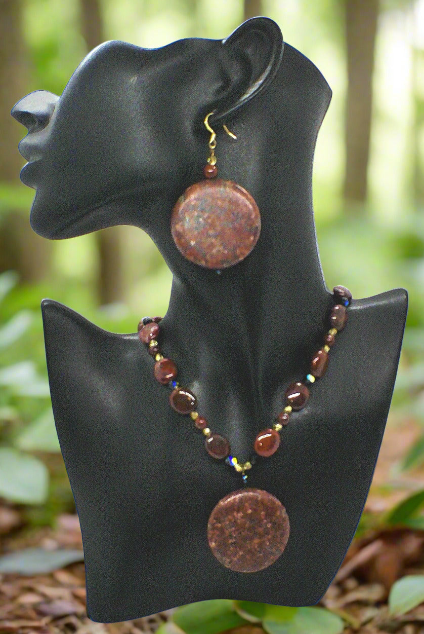 https://www.artistryjewelry.net/products/burgundy-supreme