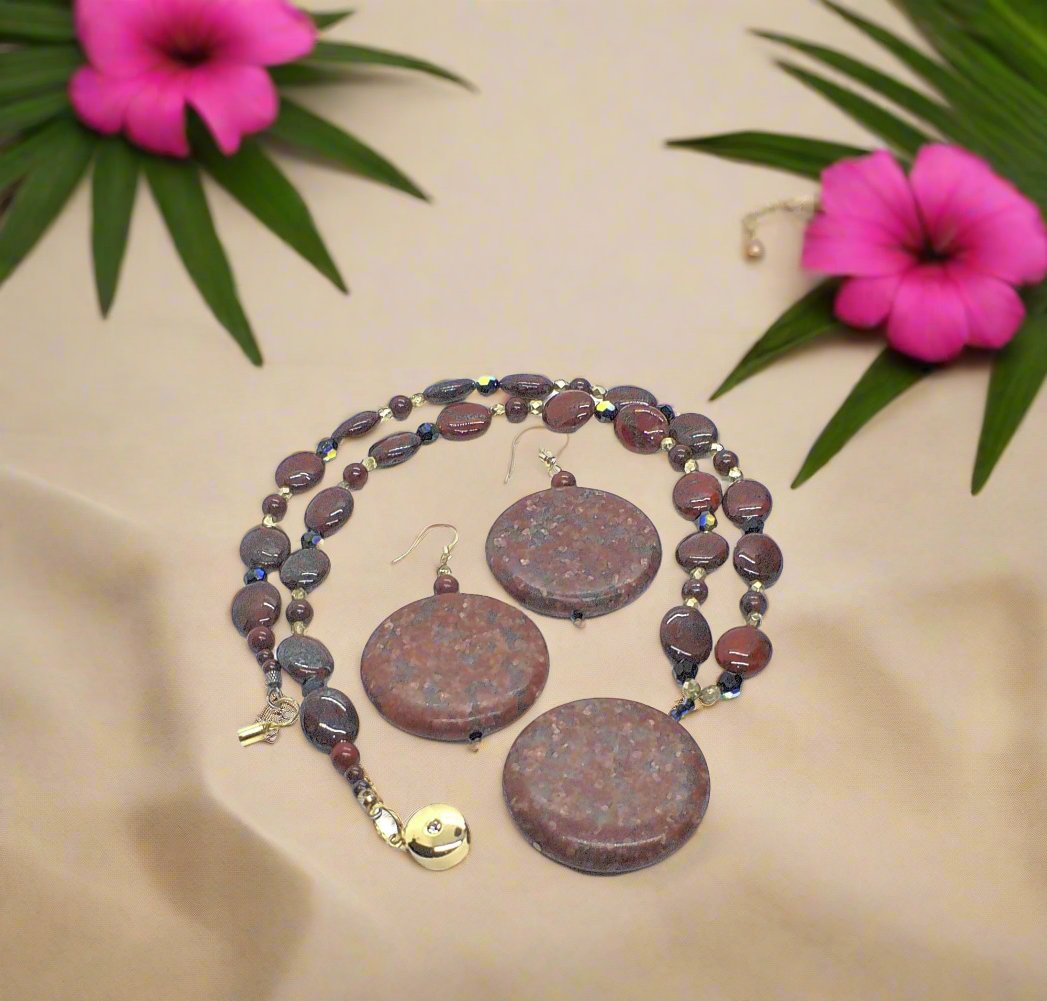 https://www.artistryjewelry.net/products/burgundy-supreme