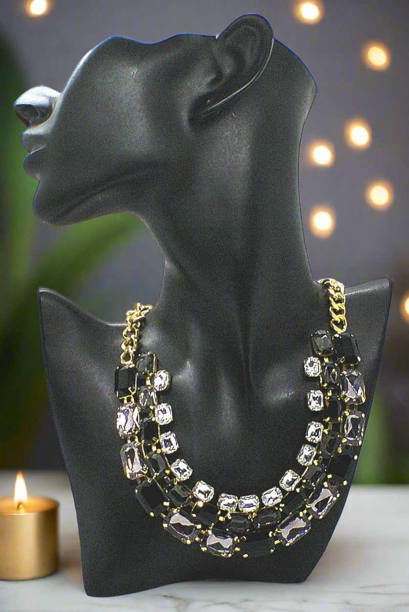 https://www.artistryjewelry.net/products/exquisite-black-diamond-and-gold-necklace