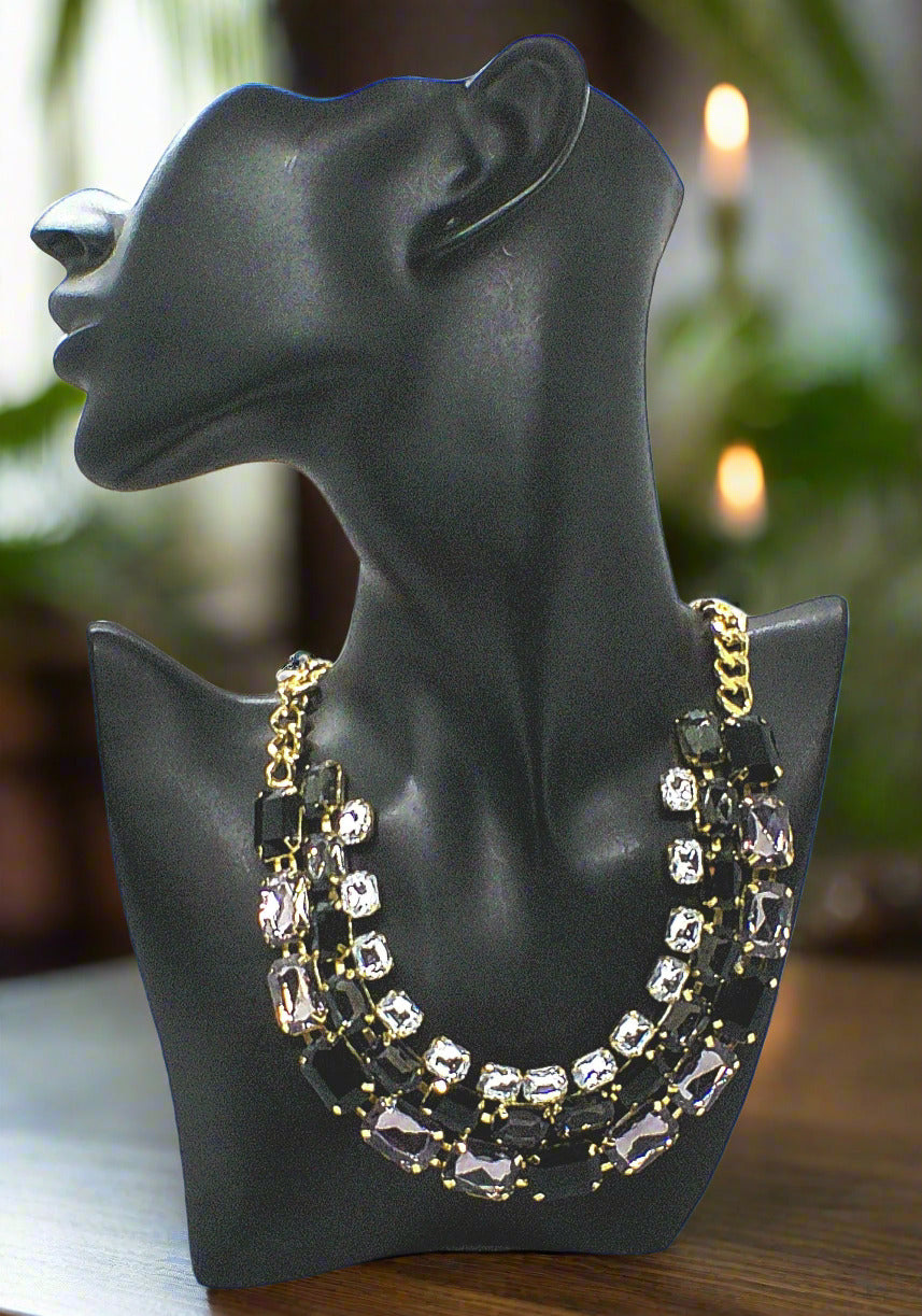 https://www.artistryjewelry.net/products/exquisite-black-diamond-and-gold-necklace