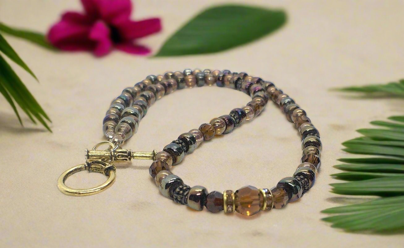 https://www.artistryjewelry.net/products/amazing-chocolate-dreams-necklace