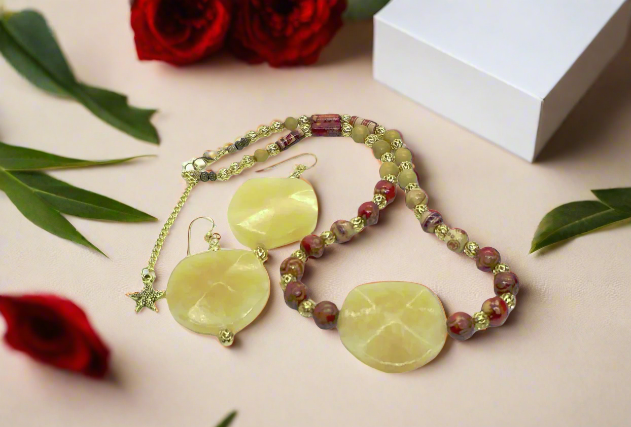 https://www.artistryjewelry.net/products/tropical-show