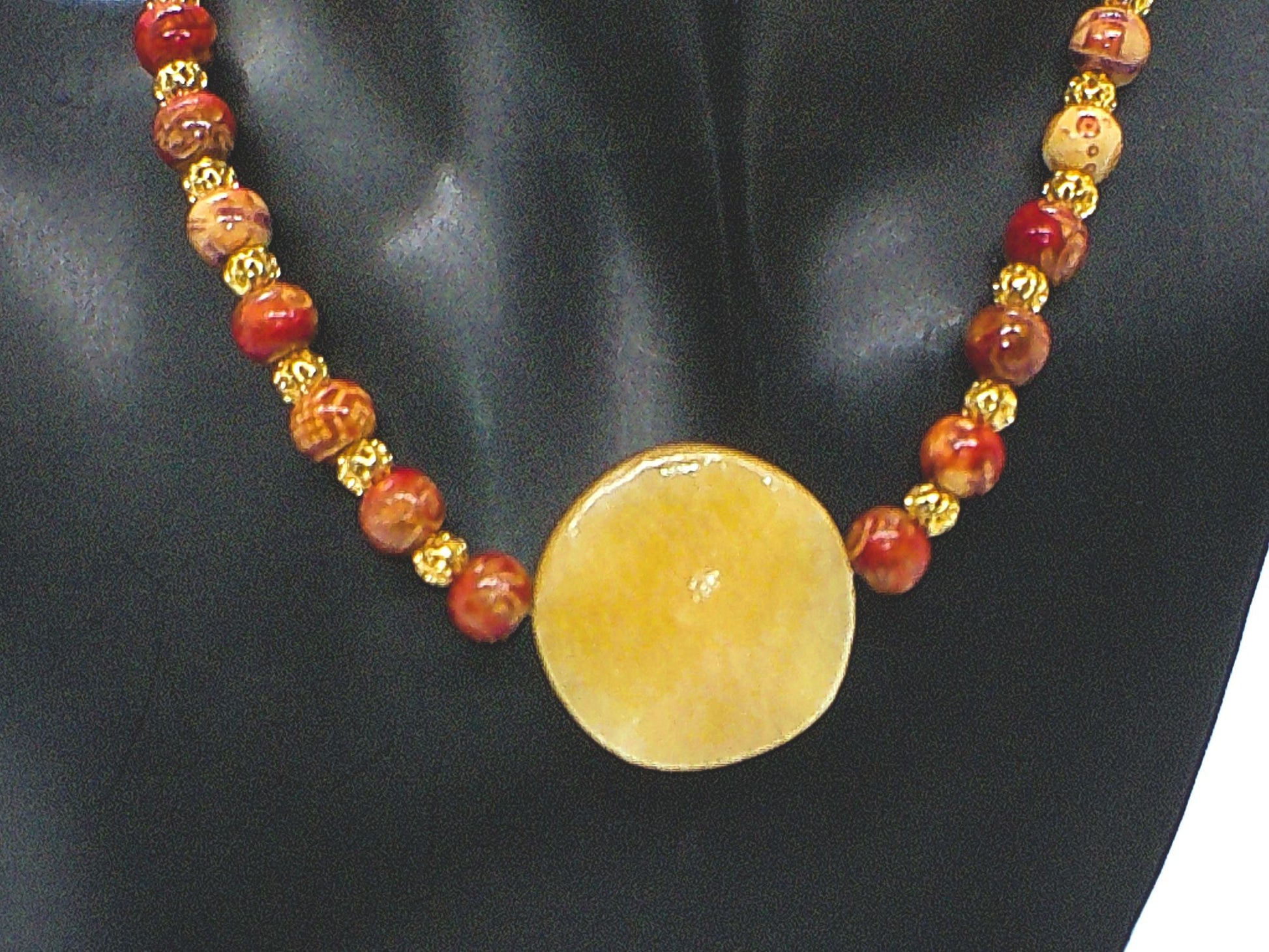 https://www.artistryjewelry.net/products/tropical-show