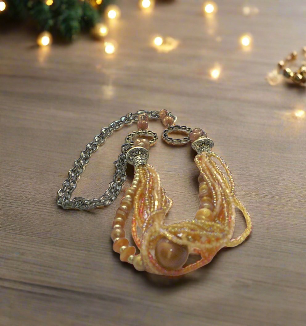 https://www.artistryjewelry.net/products/fancy-seed-beads-forever-necklace