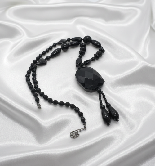 Lovely Black Faceted Necklace