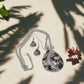 https://www.artistryjewelry.net/products/beautiful-teardrop-beauty-necklace-set