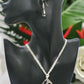 https://www.artistryjewelry.net/products/beautiful-teardrop-beauty-necklace-set