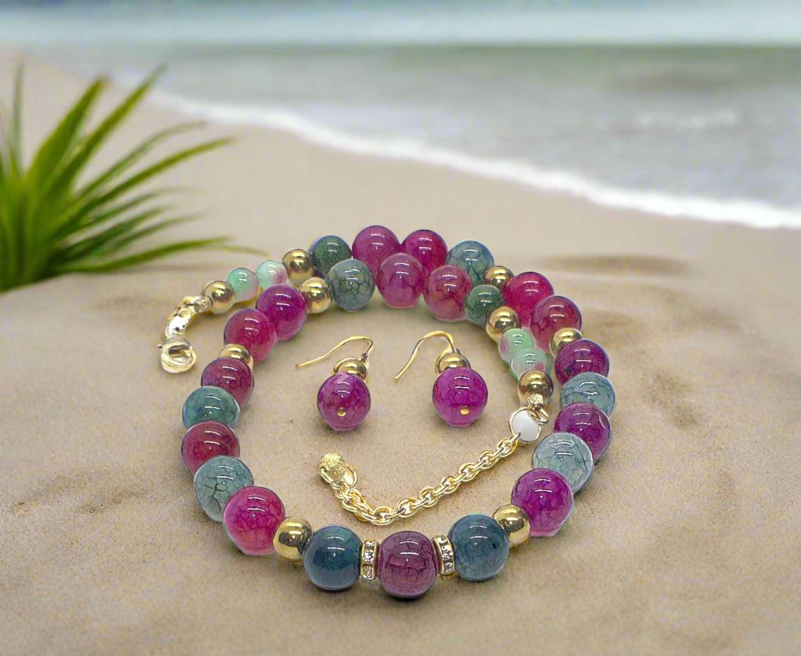 https://www.artistryjewelry.net/products/stunning-raspberry-sweets-necklace-set