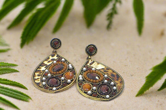 https://www.artistryjewelry.net/products/animal-style