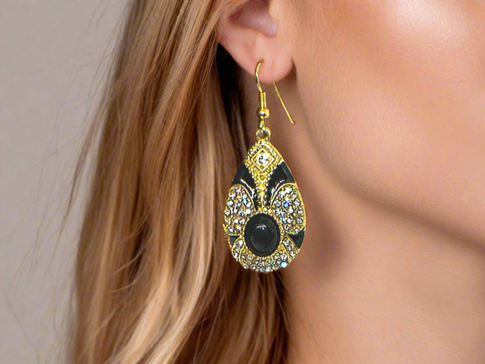 Exquisite Teardrop Earrings