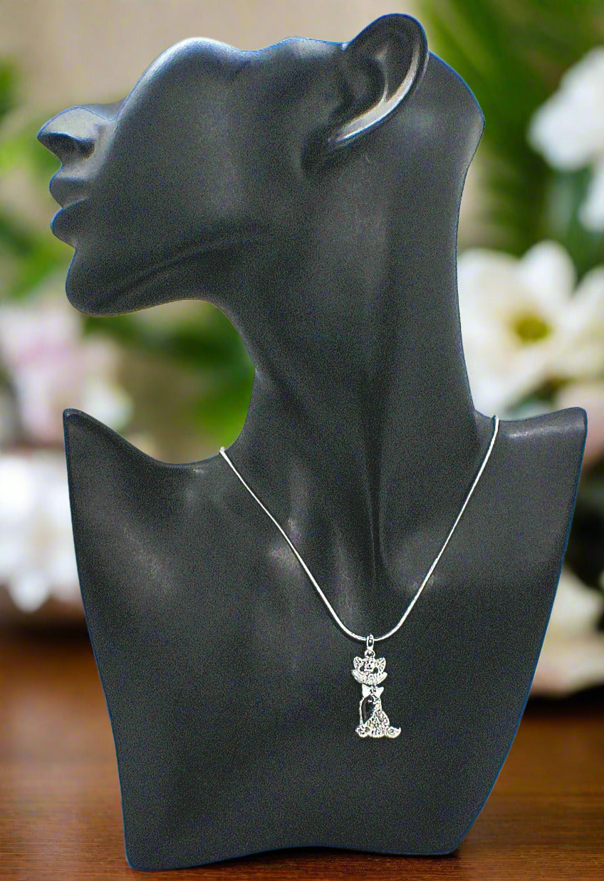https://www.artistryjewelry.net/products/beautiful-cats-meow-necklace