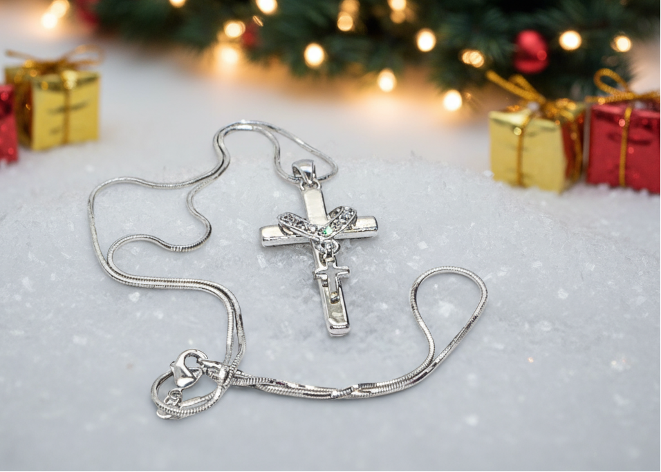 Stunning Heart and Cross Pendant Necklace