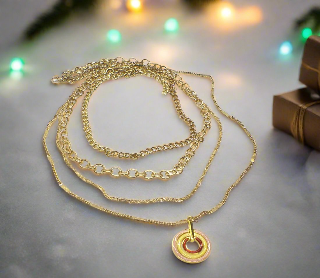 https://www.artistryjewelry.net/products/beautiful-multilayer-gold-necklace