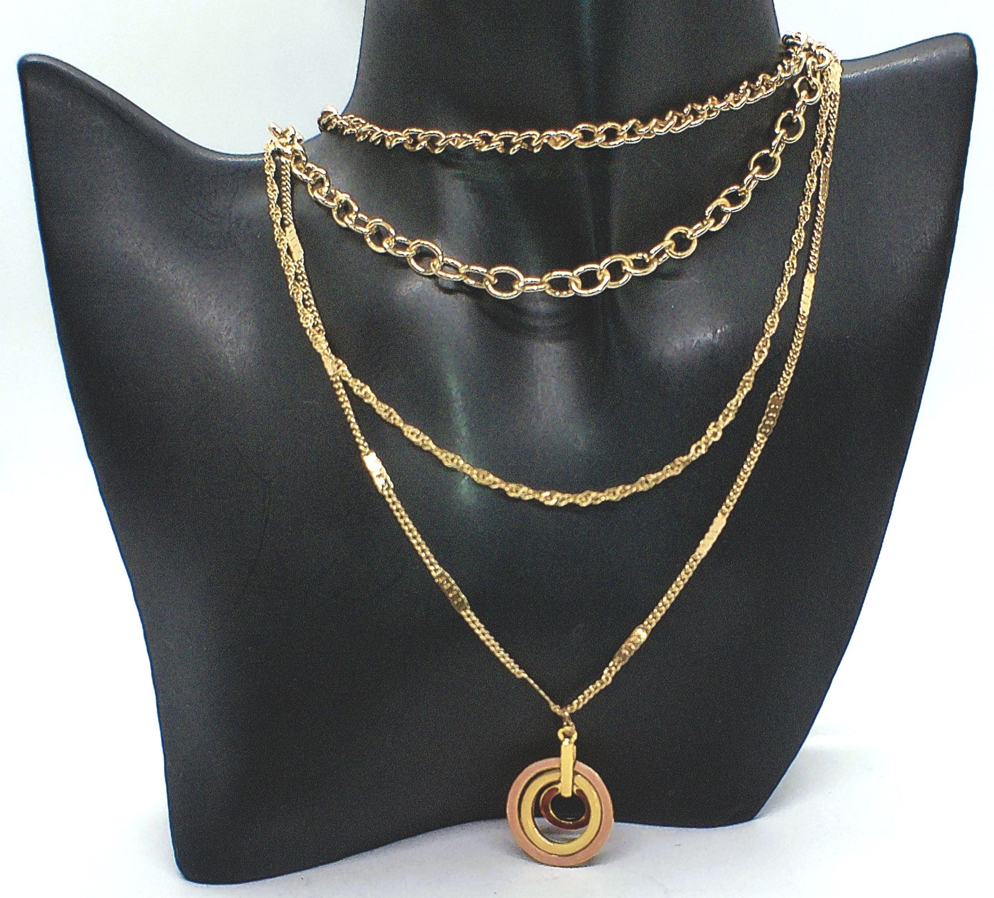 https://www.artistryjewelry.net/products/beautiful-multilayer-gold-necklace