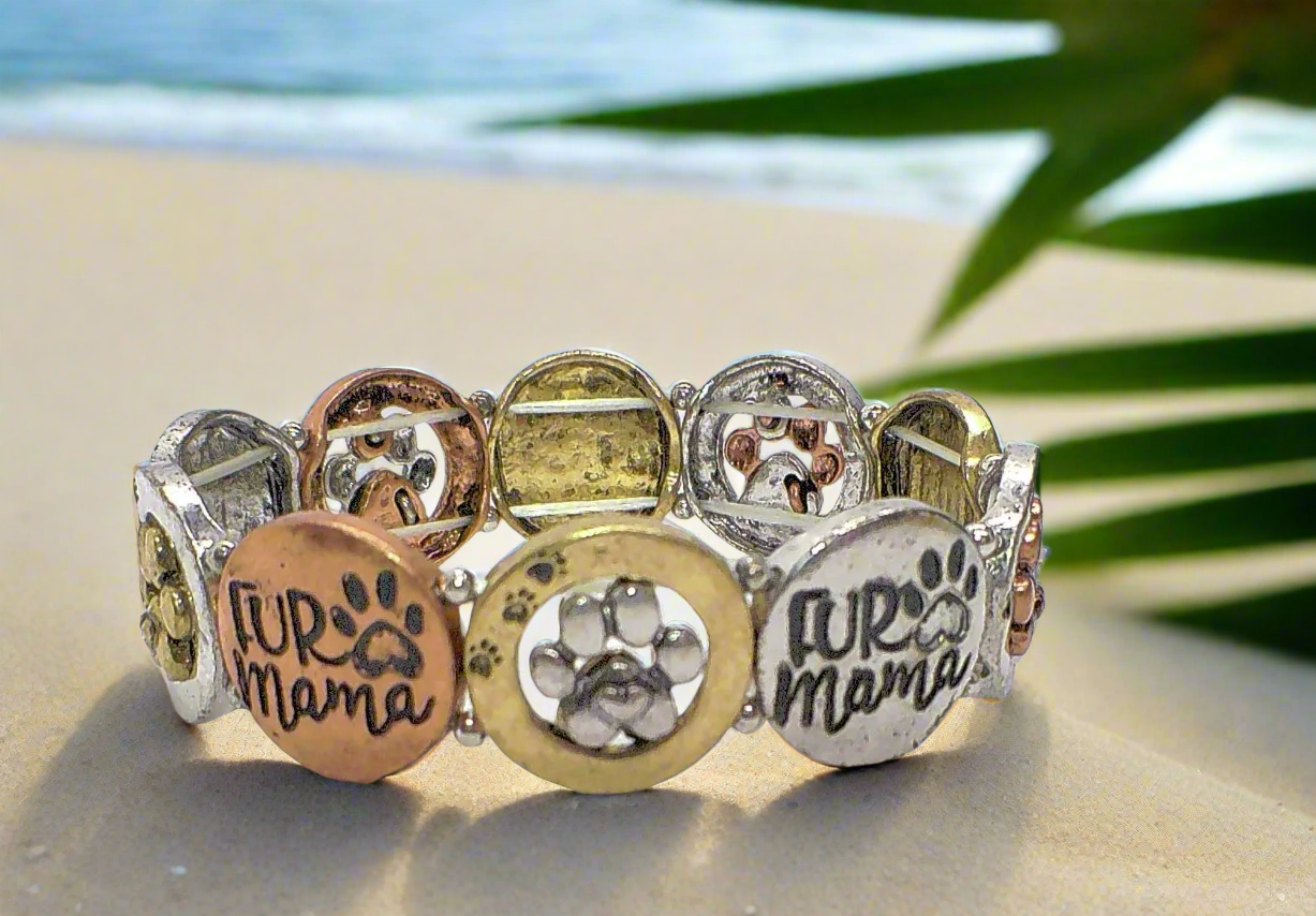 https://www.artistryjewelry.net/products/special-fur-mama-dog-bracelet
