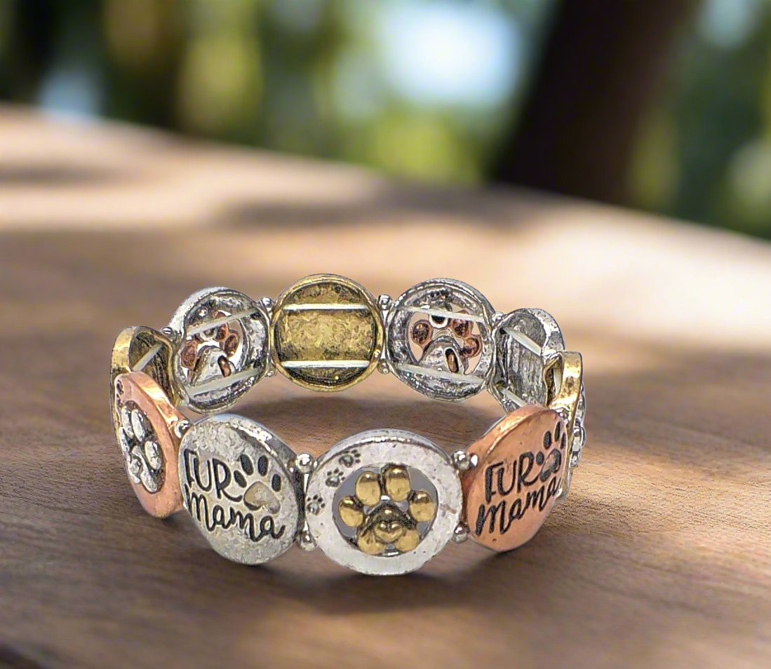 https://www.artistryjewelry.net/products/special-fur-mama-dog-bracelet