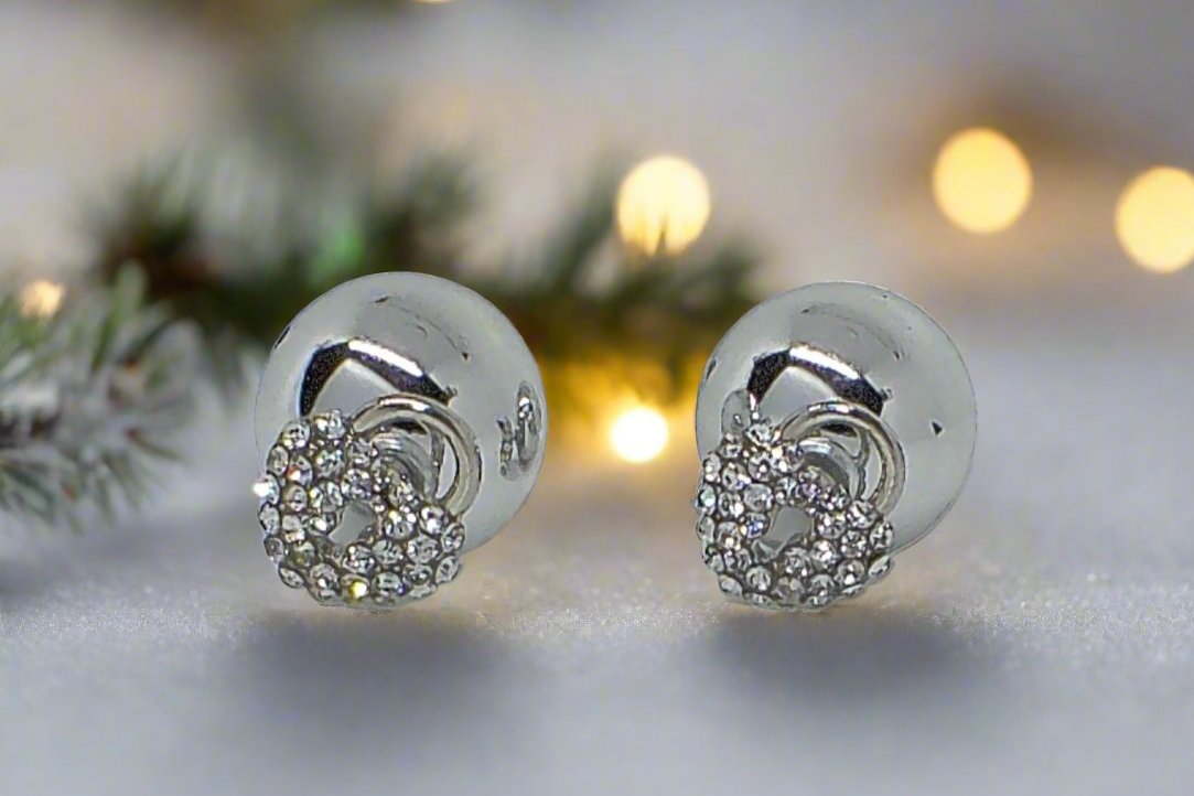 https://www.artistryjewelry.net/products/heart-shaped-double-sided-earrings
