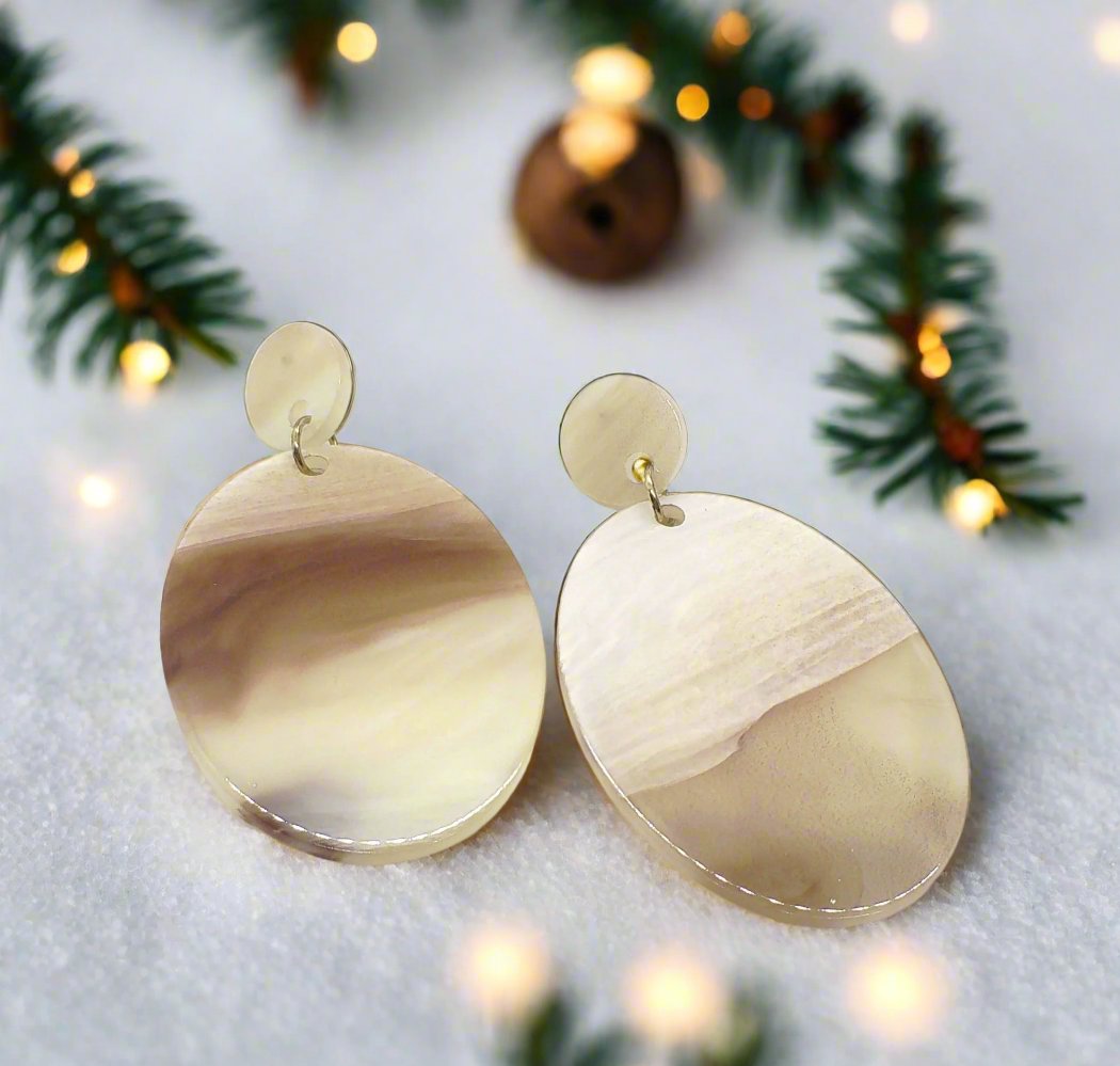 Marvelous Marble Finish Earrings