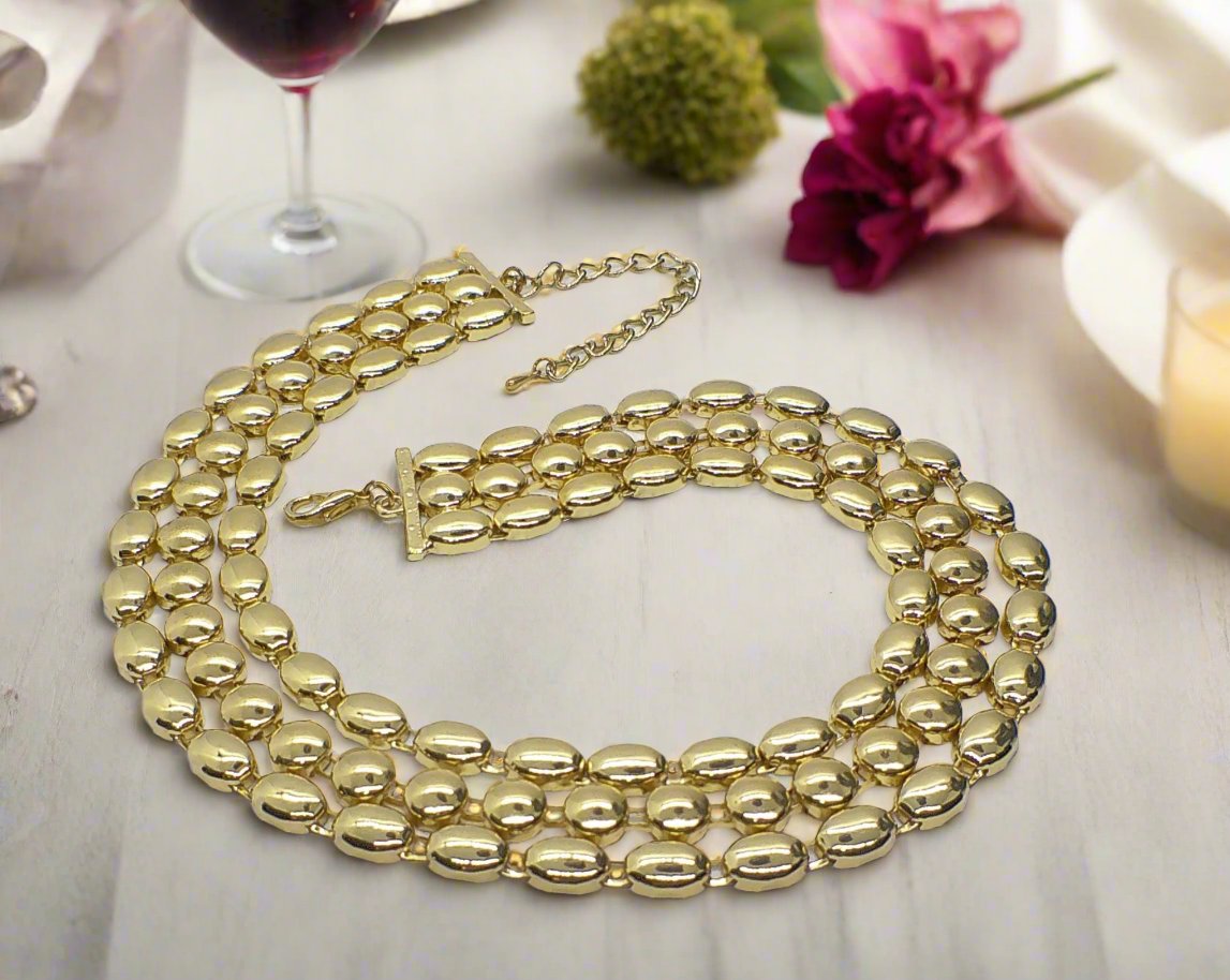 https://www.artistryjewelry.net/products/layered-curb-chain-necklace