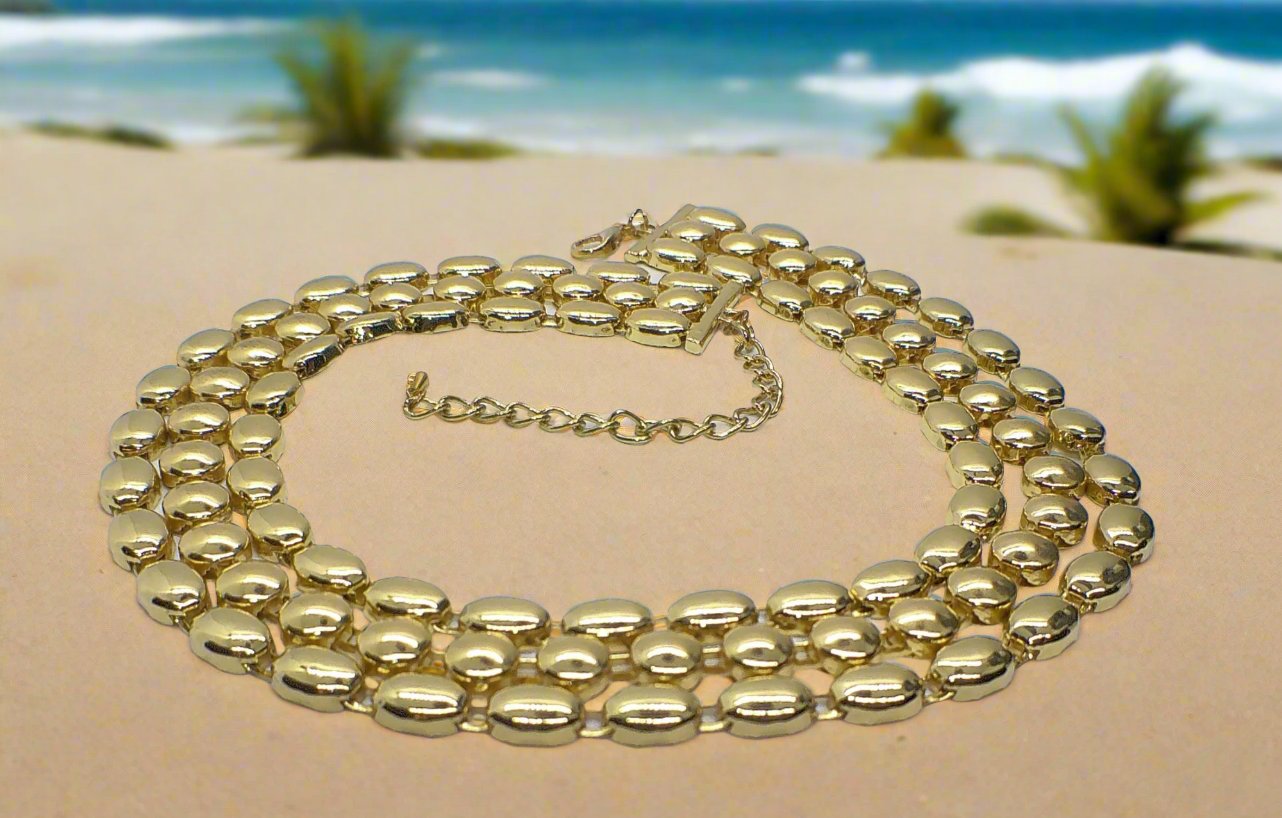 https://www.artistryjewelry.net/products/layered-curb-chain-necklace