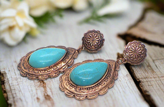 https://www.artistryjewelry.net/products/lovely-copper-tone-teardrop-earrings