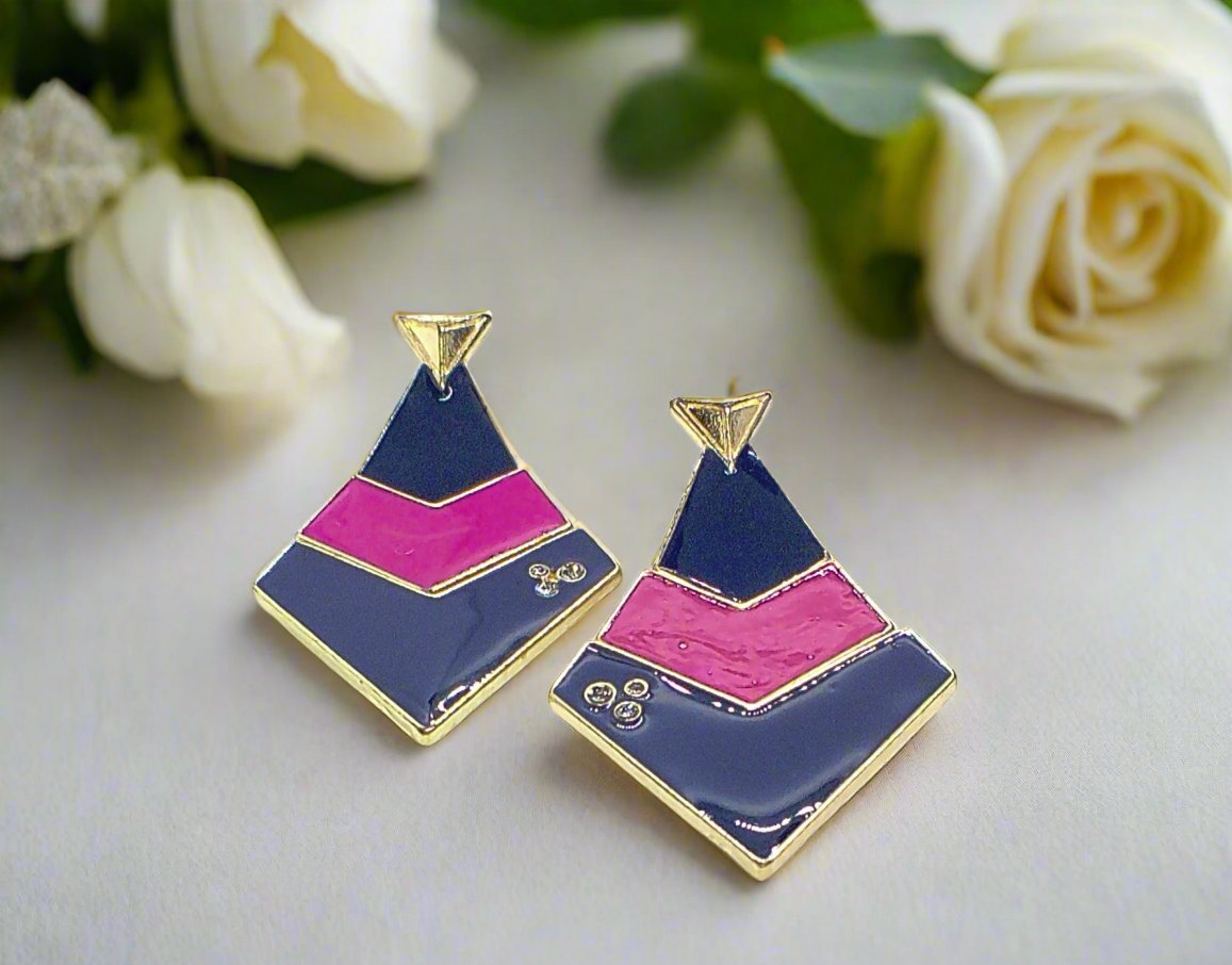 https://www.artistryjewelry.net/products/fantastic-blue-and-pink-earrings