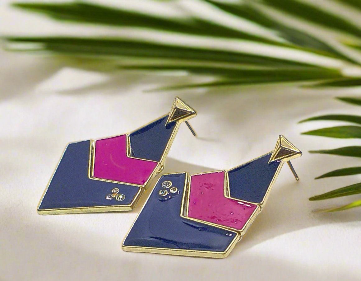 https://www.artistryjewelry.net/products/fantastic-blue-and-pink-earrings
