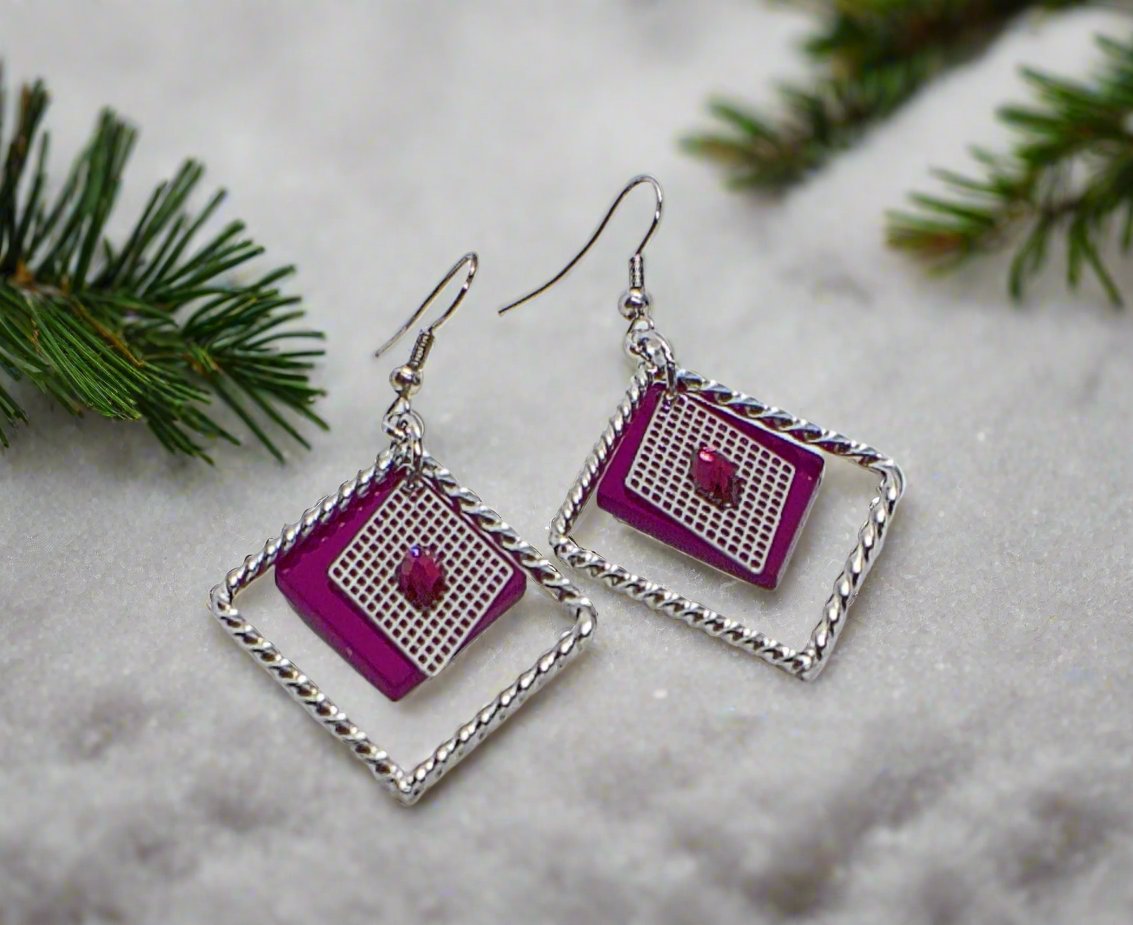 https://www.artistryjewelry.net/products/charming-triangle-earrings