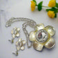 https://www.artistryjewelry.net/products/lovely-yellow-flower-necklace-set