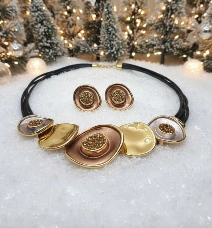 Wonderful Graduated Choker Set