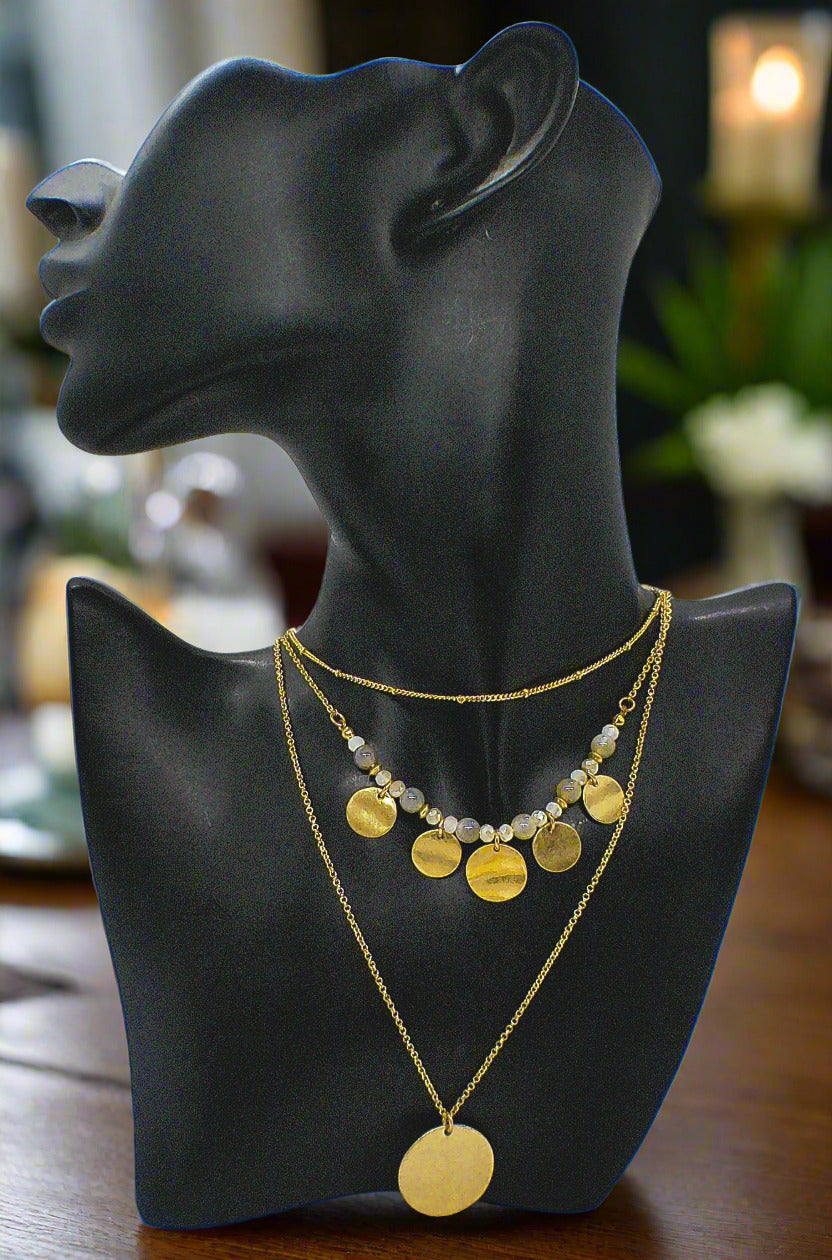 https://www.artistryjewelry.net/products/lovely-beige-multi-strand-necklace