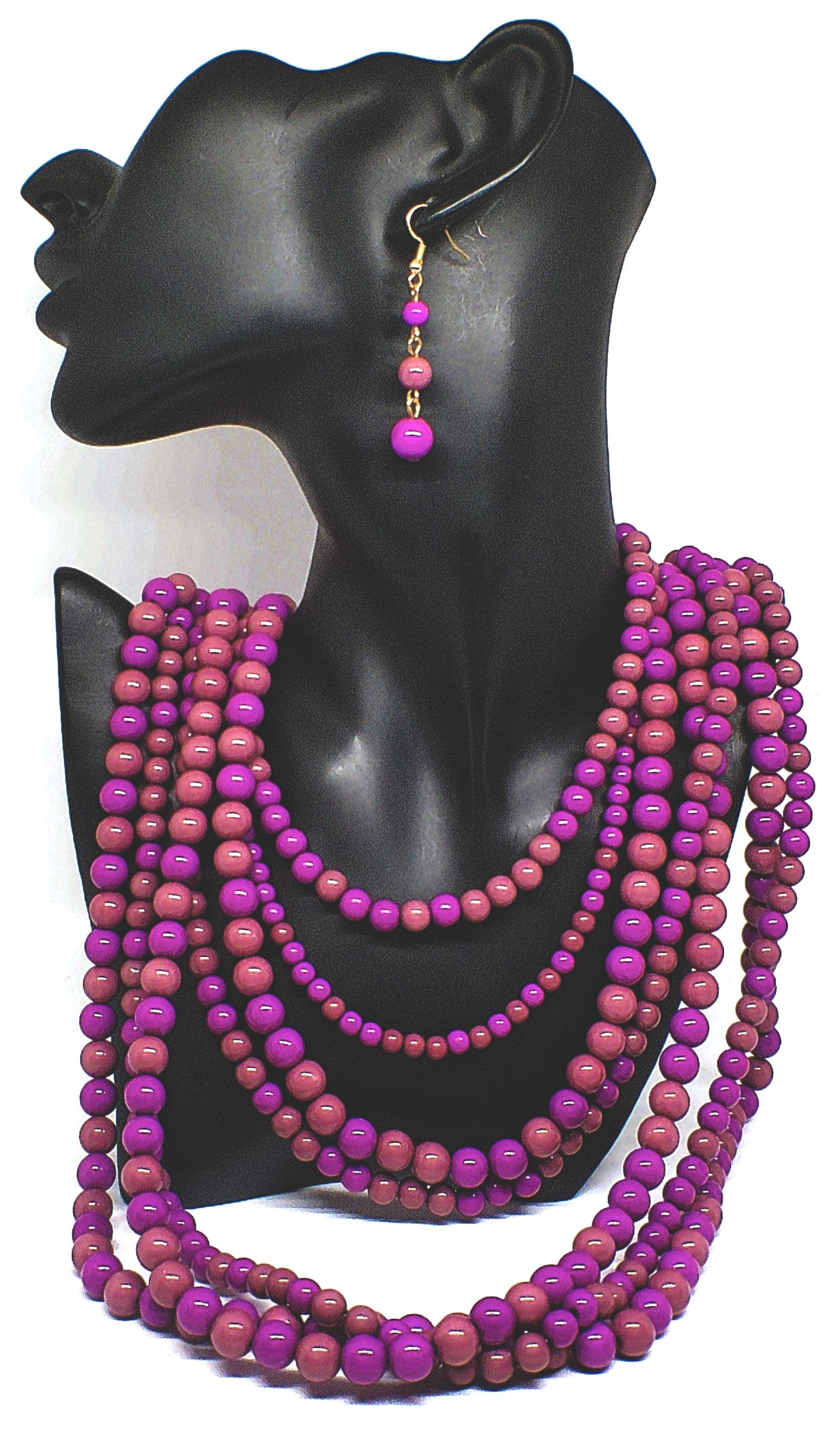 https://www.artistryjewelry.net/products/marvelous-multi-strand-beaded-necklace-set