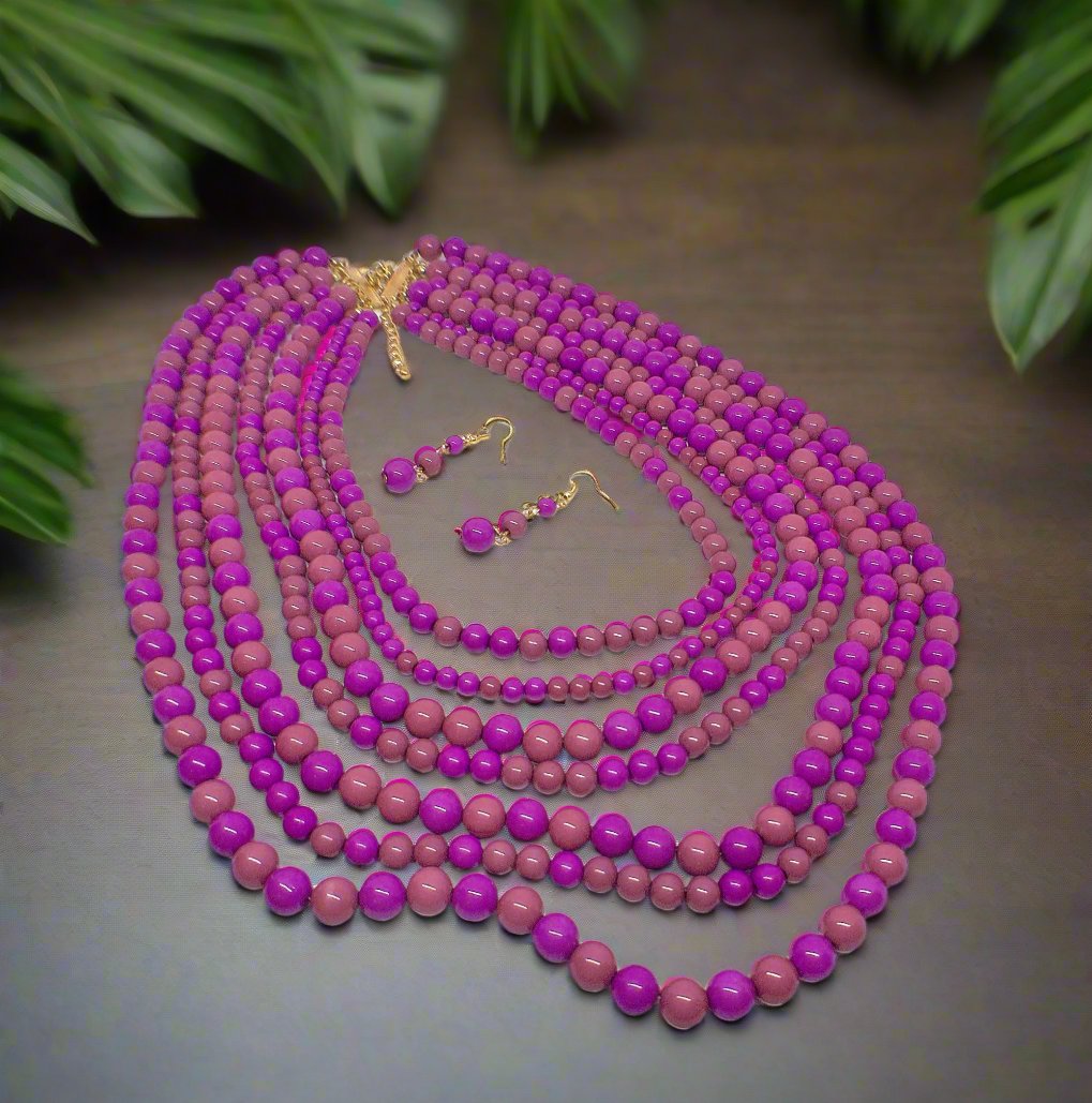 https://www.artistryjewelry.net/products/marvelous-multi-strand-beaded-necklace-set