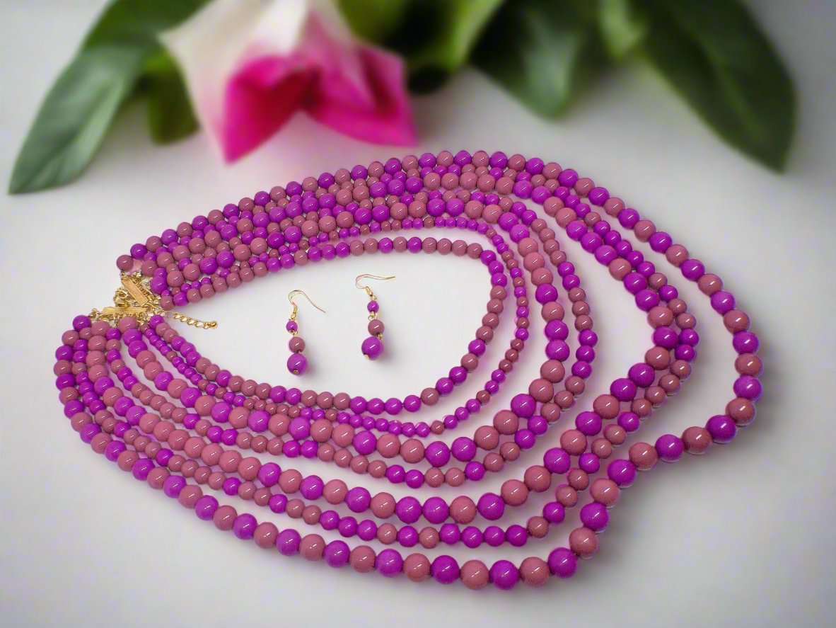 https://www.artistryjewelry.net/products/marvelous-multi-strand-beaded-necklace-set