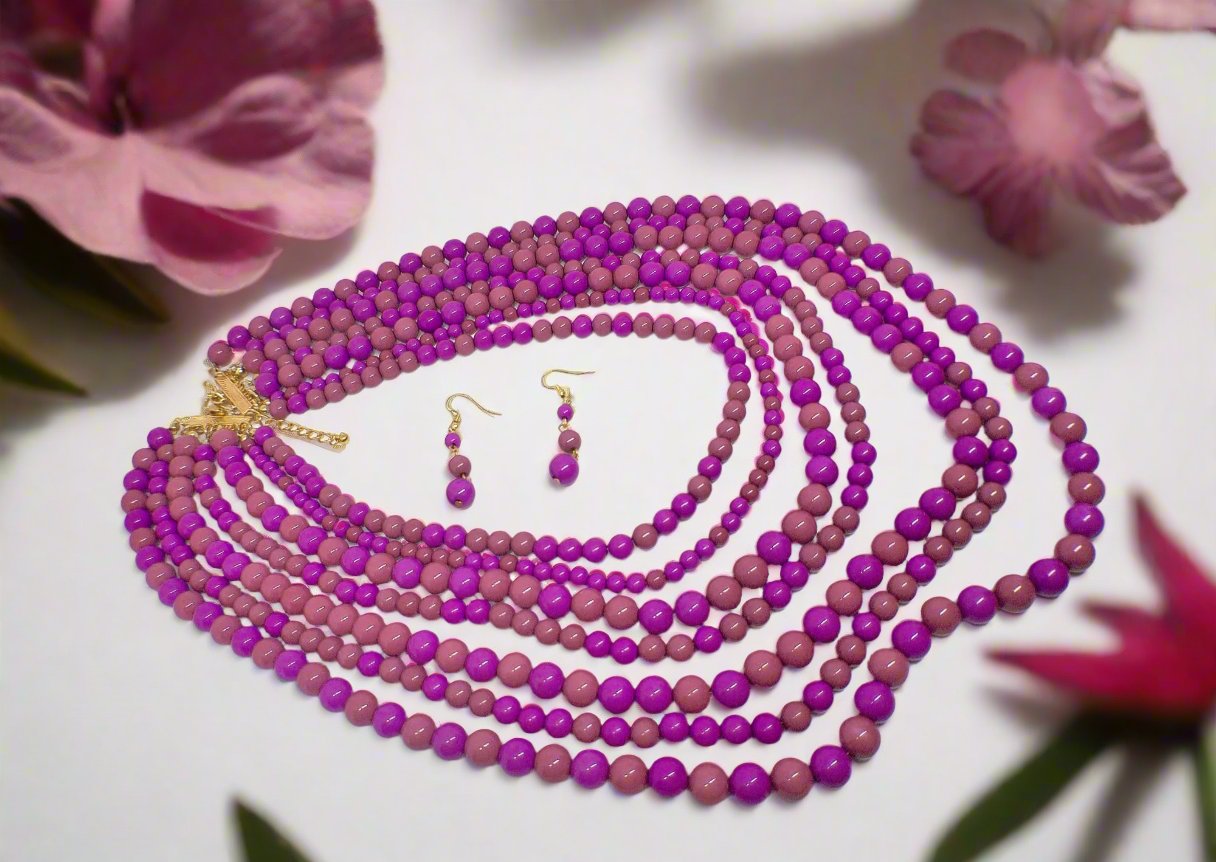 https://www.artistryjewelry.net/products/marvelous-multi-strand-beaded-necklace-set