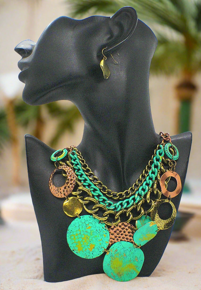 https://www.artistryjewelry.net/products/green-patina-dangle-necklace-set