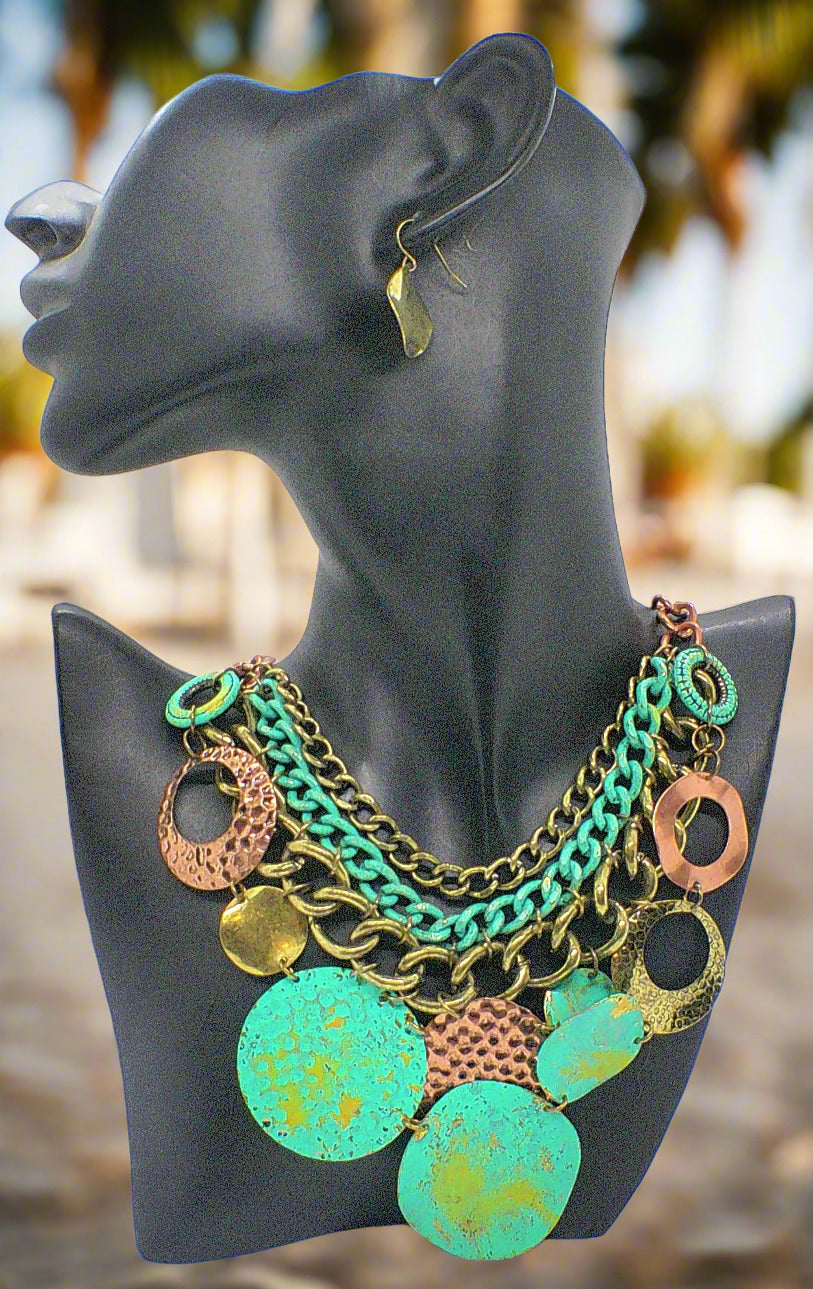 https://www.artistryjewelry.net/products/green-patina-dangle-necklace-set