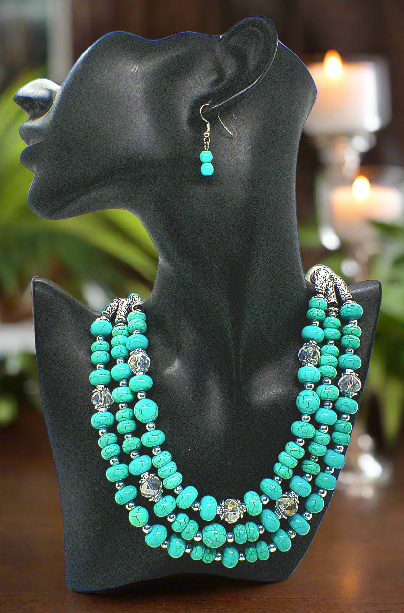 https://www.artistryjewelry.net/products/turquiose-and-silver-necklace-set